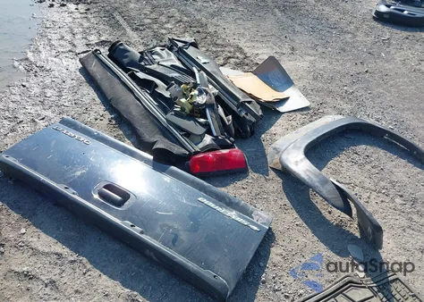 2003 Chevrolet Silverado 1500Hd Ls из США, поврежденный, VIN 1GCGK13U93F160456